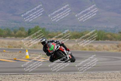 media/Sep-10-2023-SoCal Trackdays (Sun) [[6b4faecef6]]/Turn 14 (820am)/